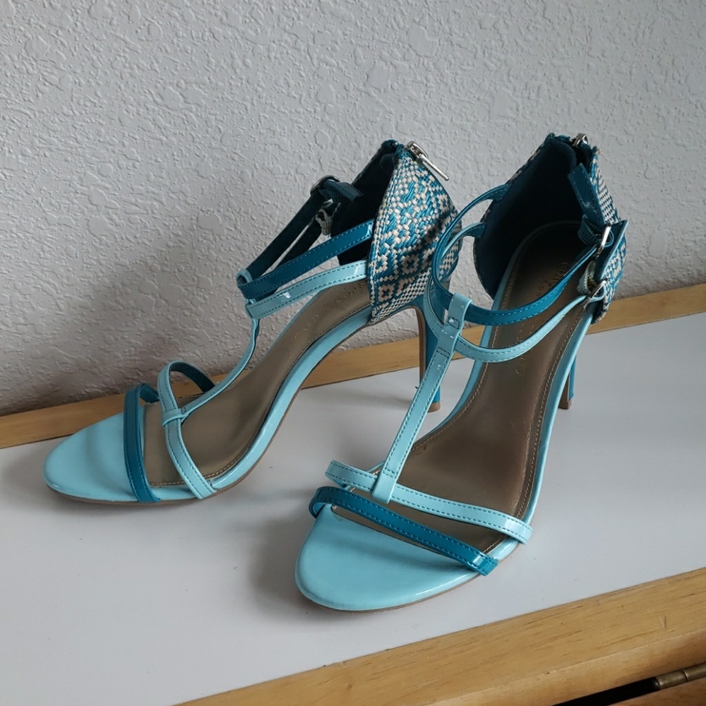 NEW Size 8 Christian Siriana Blue Heeled Sandals